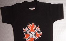 Mini t-shirt voorkant logo brandweer achterkant Brandweer met kapstokje